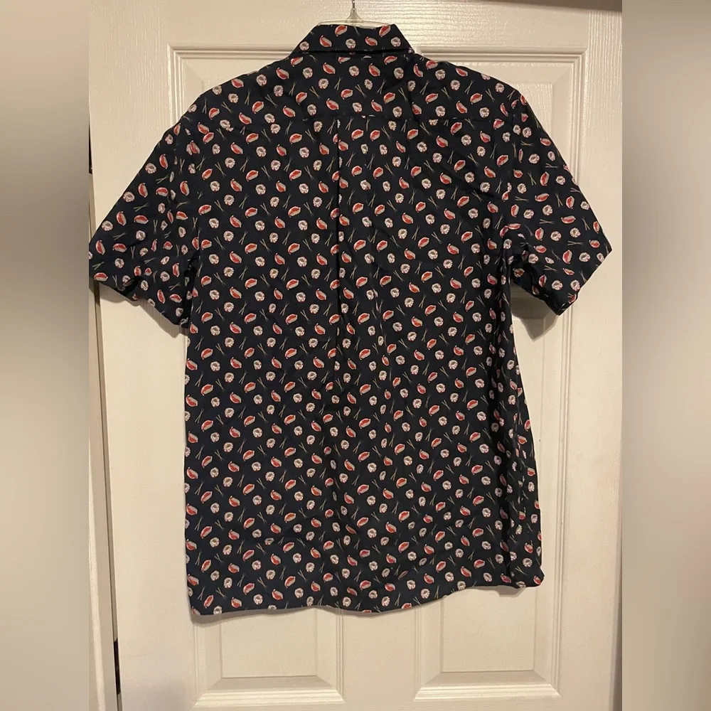 Rowm Men's sushi themed Short Sleeve Shirt size medium red white asian